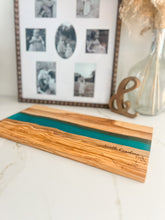 Load image into Gallery viewer, Resin board