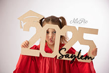 Load image into Gallery viewer, 2025 grad sign