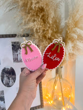 Load image into Gallery viewer, Scallop stocking tags
