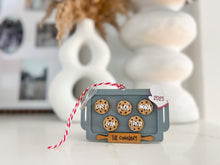 Load image into Gallery viewer, Cookie sheet family ornament
