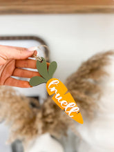 Load image into Gallery viewer, Carrot tag
