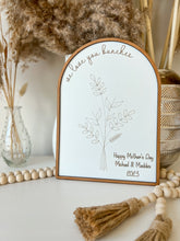 Load image into Gallery viewer, Mother’s Day arch
