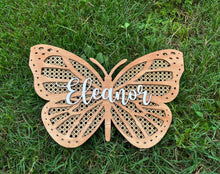 Load image into Gallery viewer, Rattan butterfly
