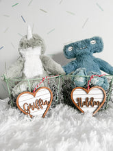 Load image into Gallery viewer, Shiplap heart tags
